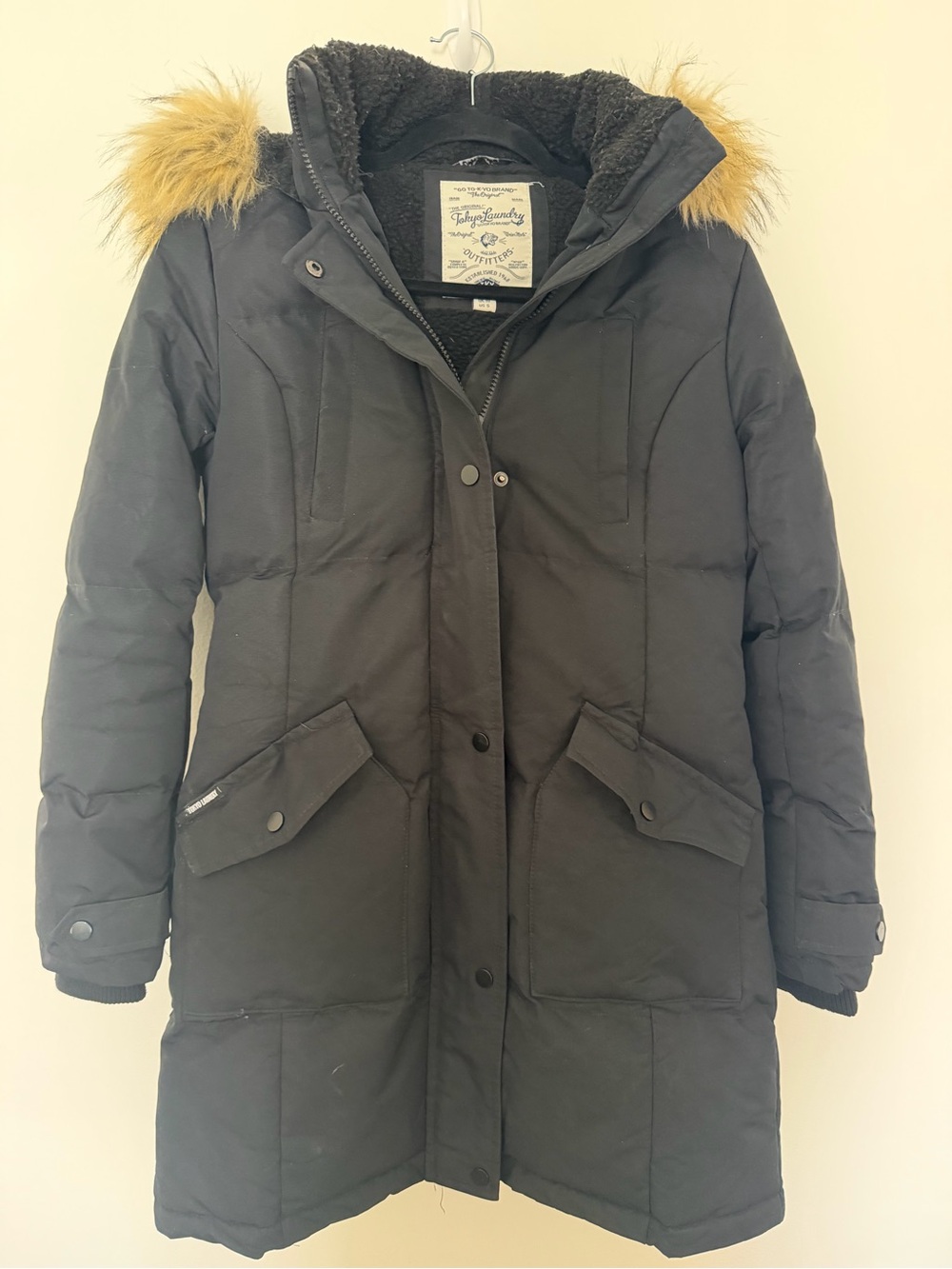 Tokyo Laundry Women’s Black Puffer Coat with Faux Fur Hood Trim size Small